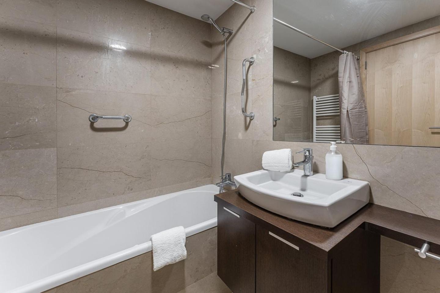 Guestready - Artsy Apartment Porto Buitenkant foto