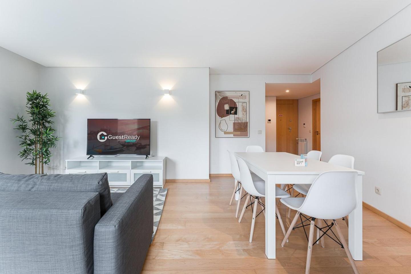 Guestready - Artsy Apartment Porto Buitenkant foto